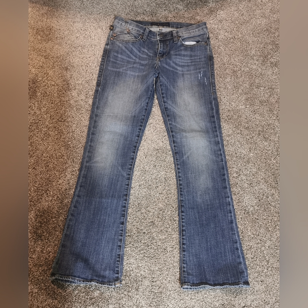 Rock & Republic embroidered blue jeans size 6 denim